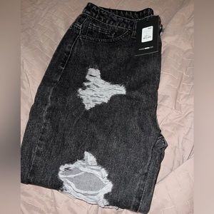 Icy Girl Fashion Nova Boyfriend jeans BRAND MEW